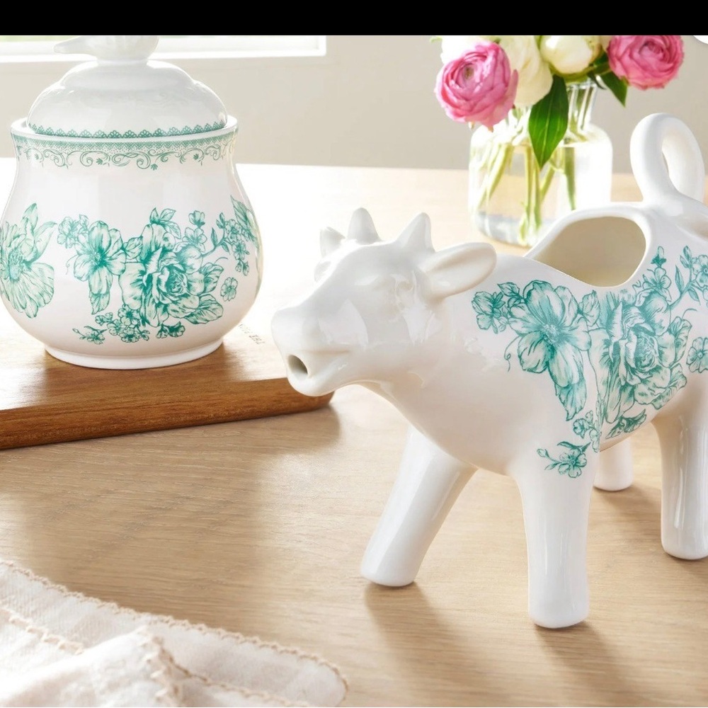 The Pioneer Woman Green Agatha Stoneware Sugar Bowl and Creamer Set